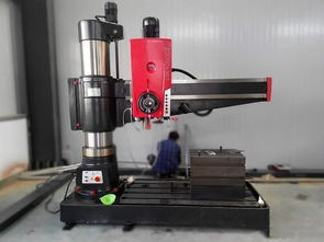 钻床与摇臂钻 工业之基，非“吹牛”之谈